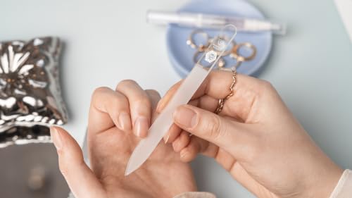 Bona Fide Beauty Czech Glass Nail File (Clear Color) with Silver Hardcase | Genuine Czech glass nail file for natural nails, keratin sealing nail file, fingernail file with protective case - color: Clear