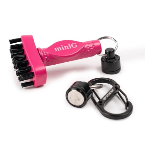 Grooveit Pink Mini Golf Brush The MiniG 'Dry Scrubber' Features A Detachable Magnet, Heavy-Duty Nylon Bristles, and 3-Yr Warranty - Used On All Professional Golf Tours - Golf Accessory of 2023 - color: Pink