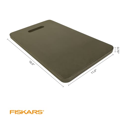 Fiskars 11" x 18" Garden Kneeling Pad, Foam Knee Cushion with Handle, Green | Thick & Lightweight EVA Foam, Moisture and Rip Resistant for Gardening, Cleaning, or Construction - size: 1 Count (Pack of 1)