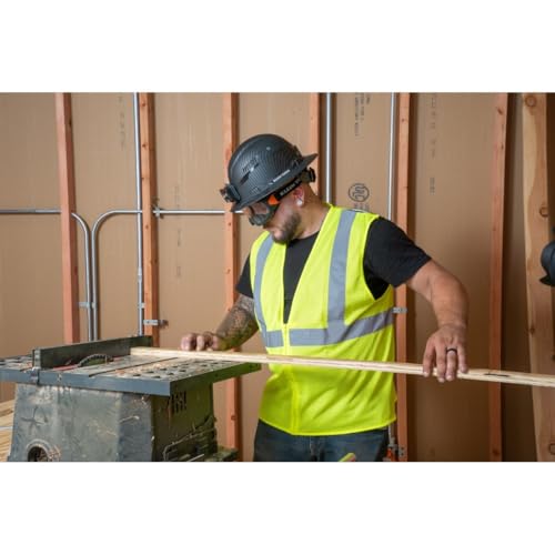 KLEIN TOOLS 60479 Safety Goggles, Clear Lens PPE Eye Protection, Anti-Fog, Scratch-Resistant, UV Protection, Adjustable Vents