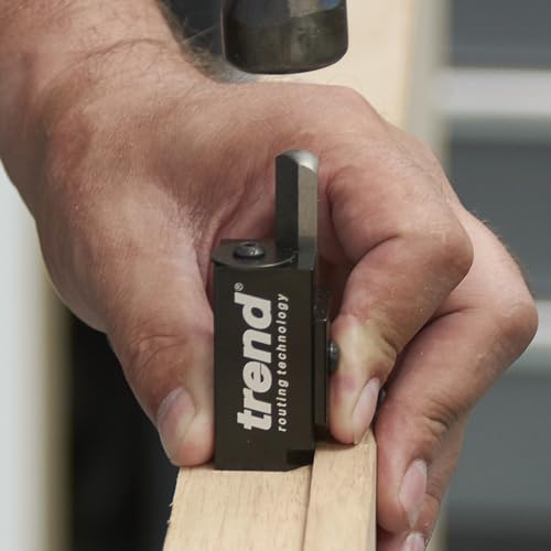 Trend Hinge Recess Squaring Corner Chisel, Spring Loaded Tool for Squaring Hinge Mortises and Lock Faceplates, C/CHISEL