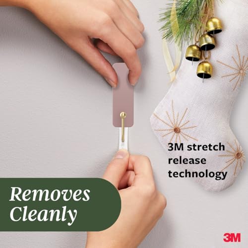Command Medium Hooks, 4 Hooks, 6 Strips - color: Dusty Rose