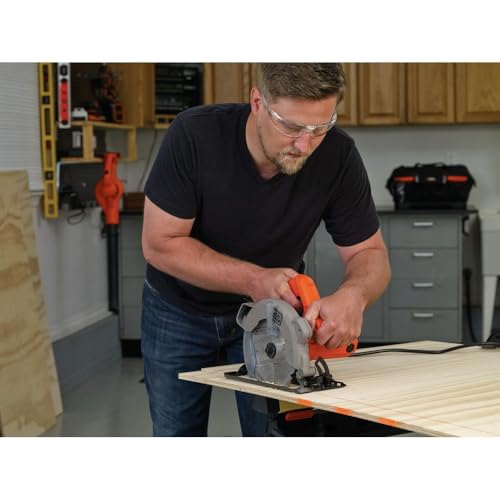 BLACK+DECKER 7-1/4-Inch Circular Saw with Laser, 13-Amp (BDECS300C)