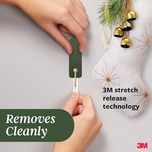 Command Medium Hooks, 4 Hooks, 6 Strips - color: Rosemary