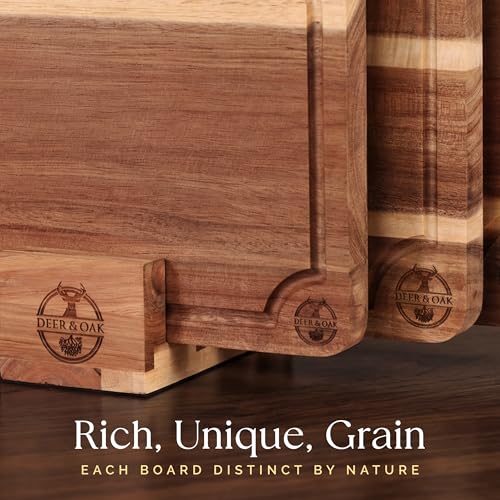 Deer & Oak Non Toxic 3-Piece Acacia Cutting Board Set with Stand