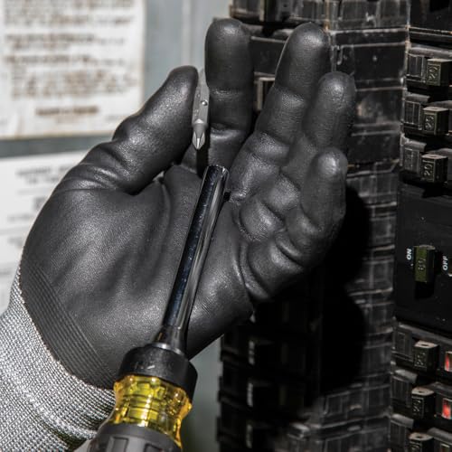 Klein Tools 32305 Multi-bit Ratcheting Screwdriver, 15-in-1 Tool with Phillips, Slotted, Square, Torx and Combo Bits and 1/4-Inch Nut Driver - size: 15-in-1, Standard