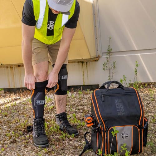 Klein Tools 60622 Knee Pad Compression Sleeve, Knee Support for Construction, Workers and Athletes, Black, S/M - style: S/M